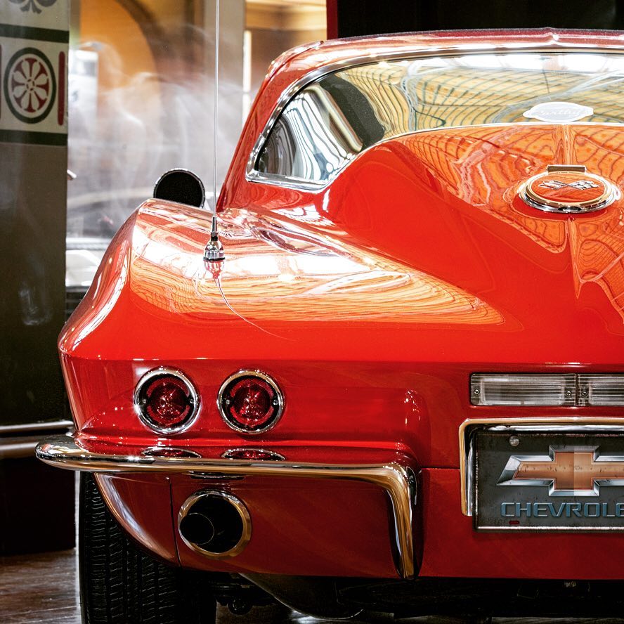 Chevrolet Corvette Sting Ray Hard Top