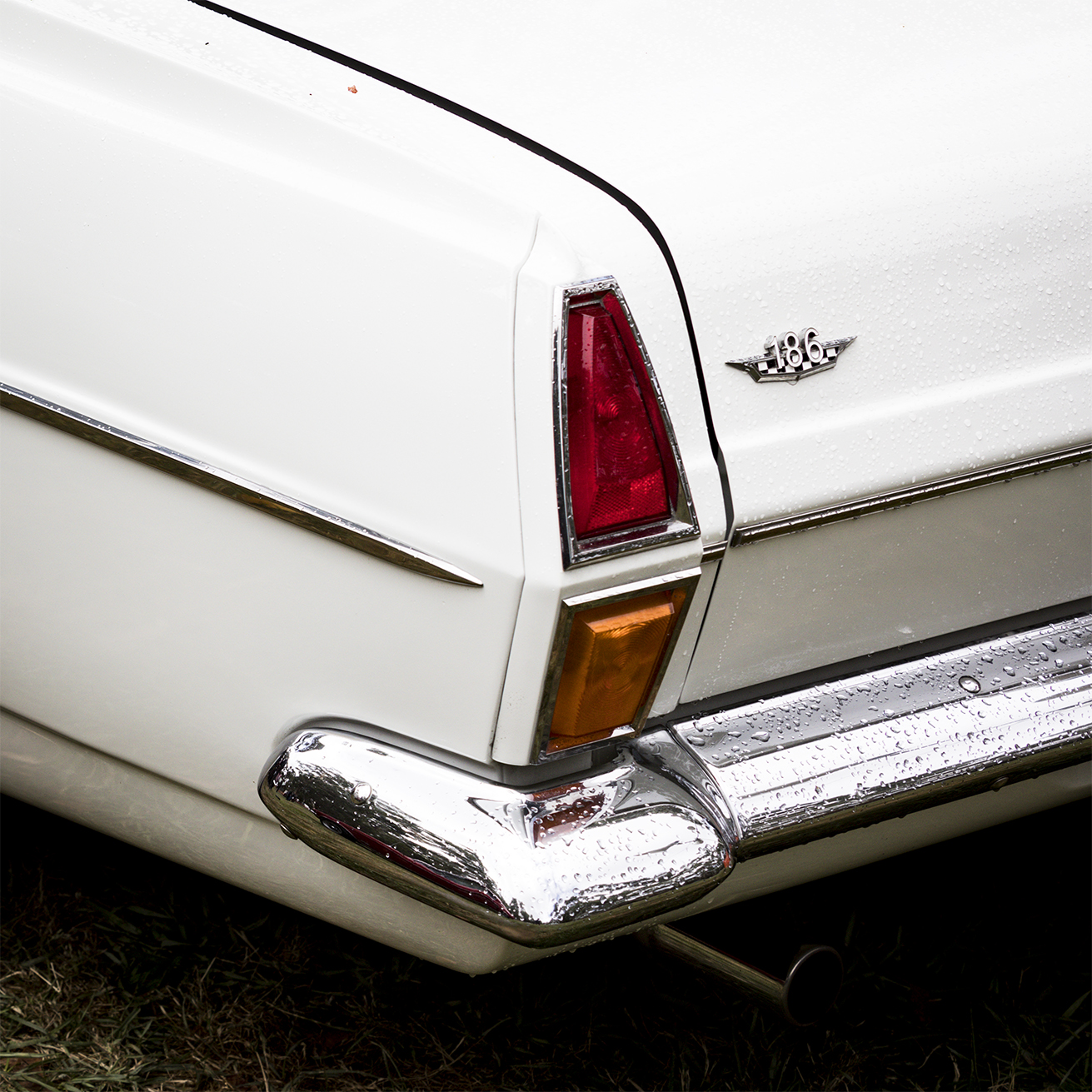 Holden HR Special