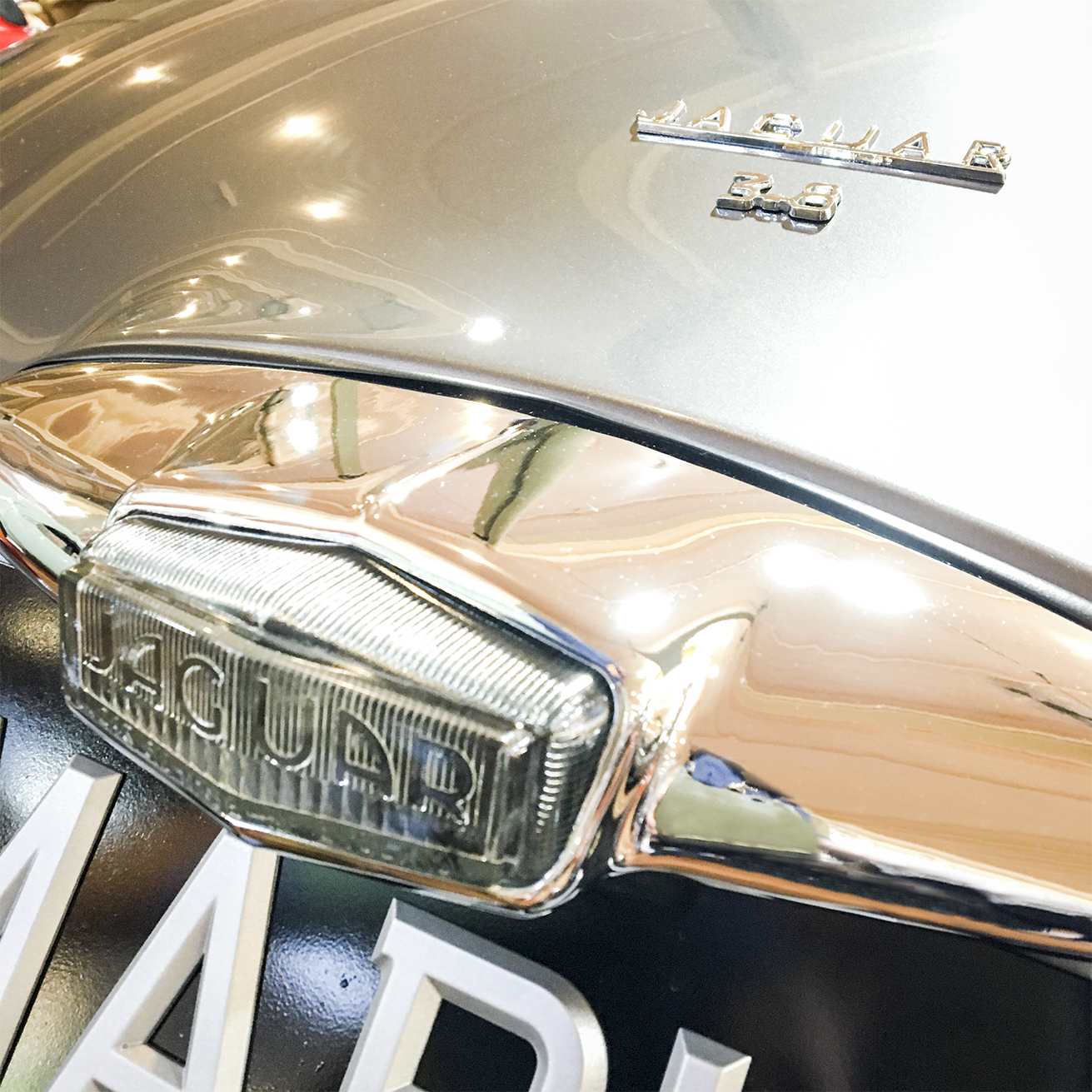 Jaguar MK II Sedan