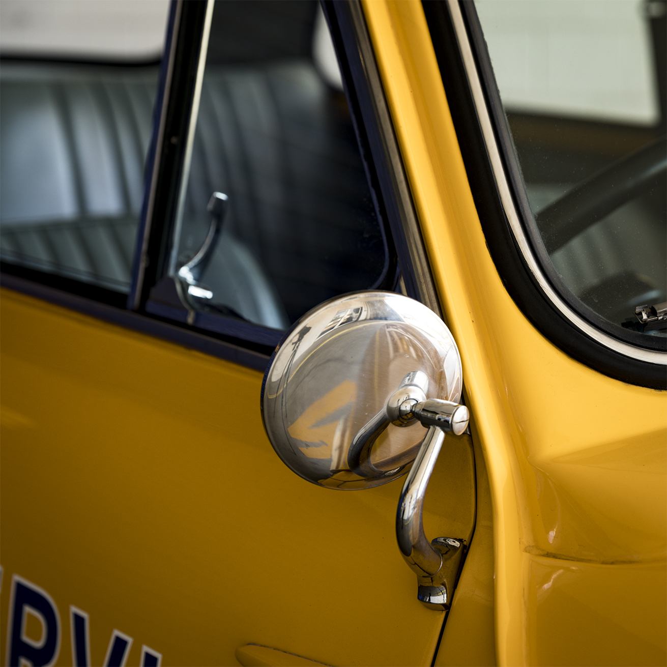 Morris Mini Deluxe