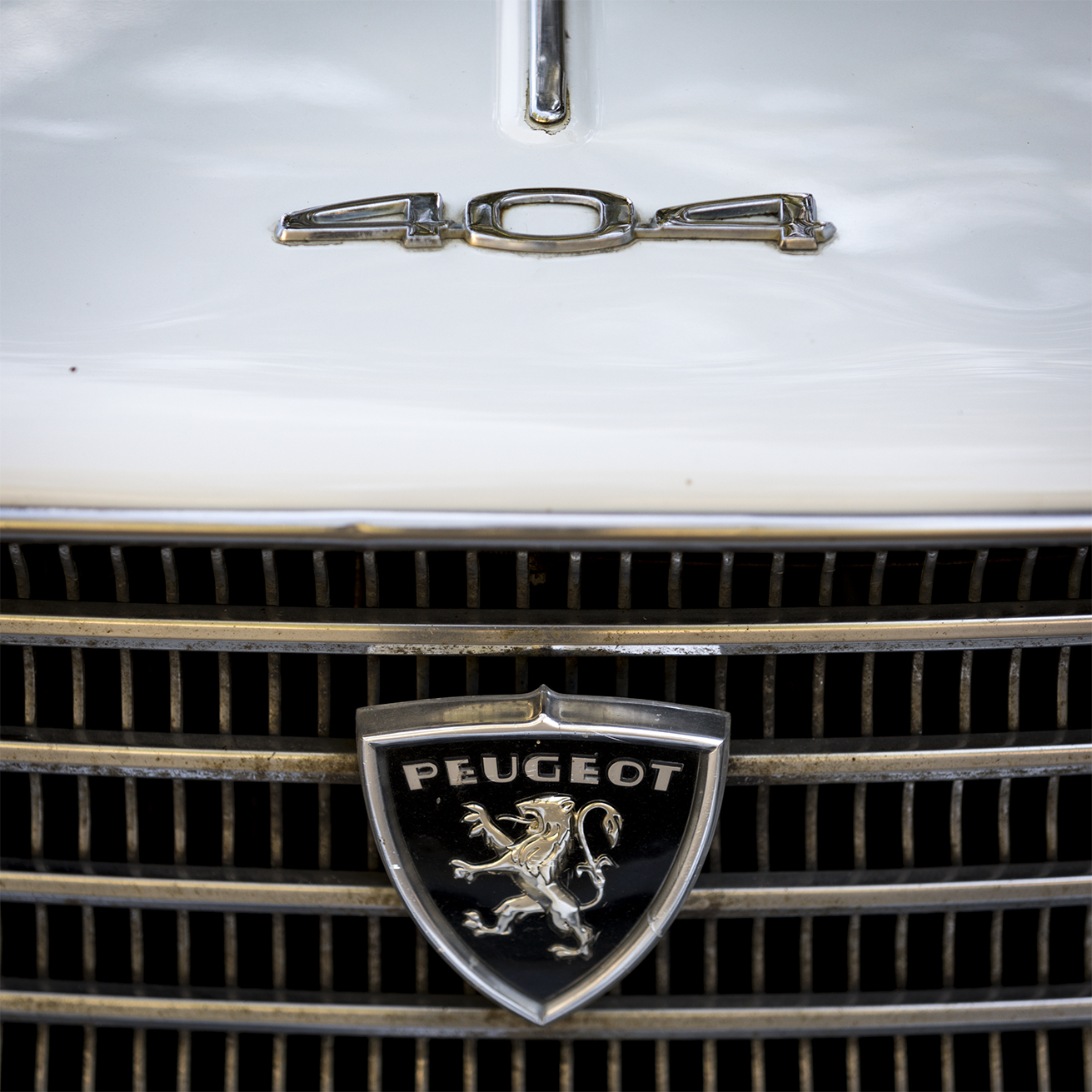 Peugeot 404