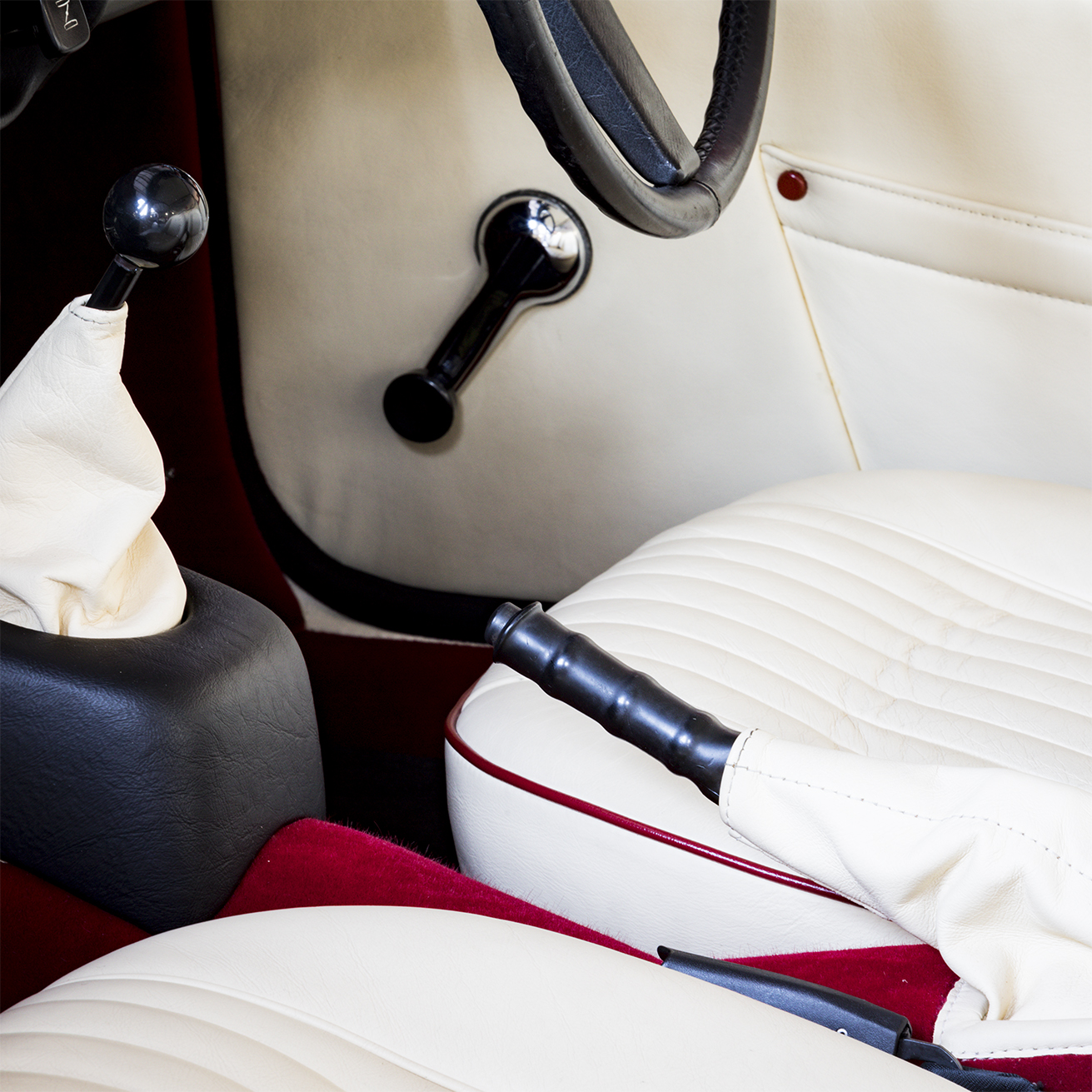 Triumph TR5