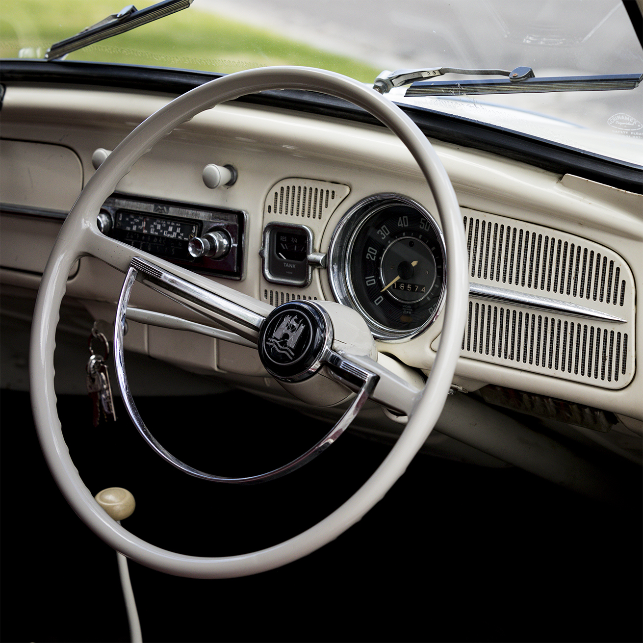 Volkswagen 1300 Sedan